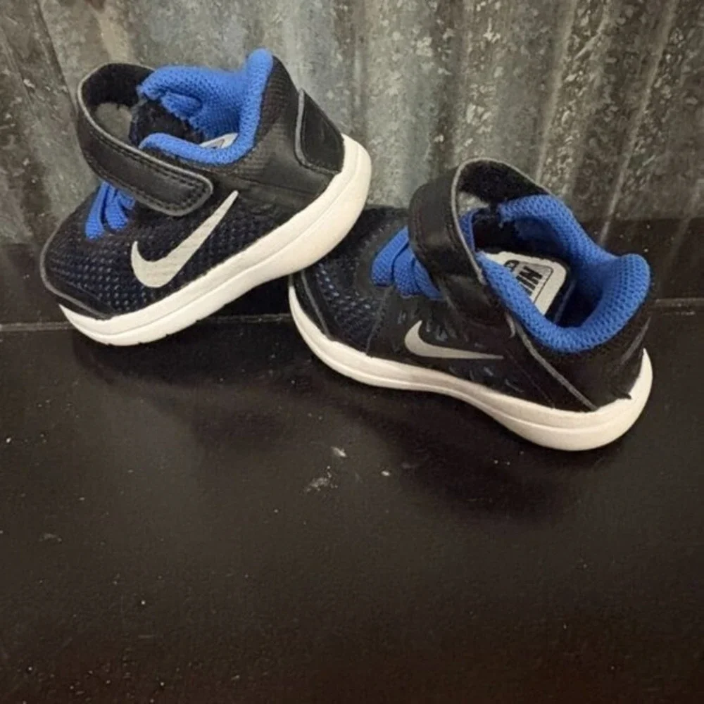 Nike Flex Experience Run Toddler Shoes Black Blue Hook Loop Size 2C